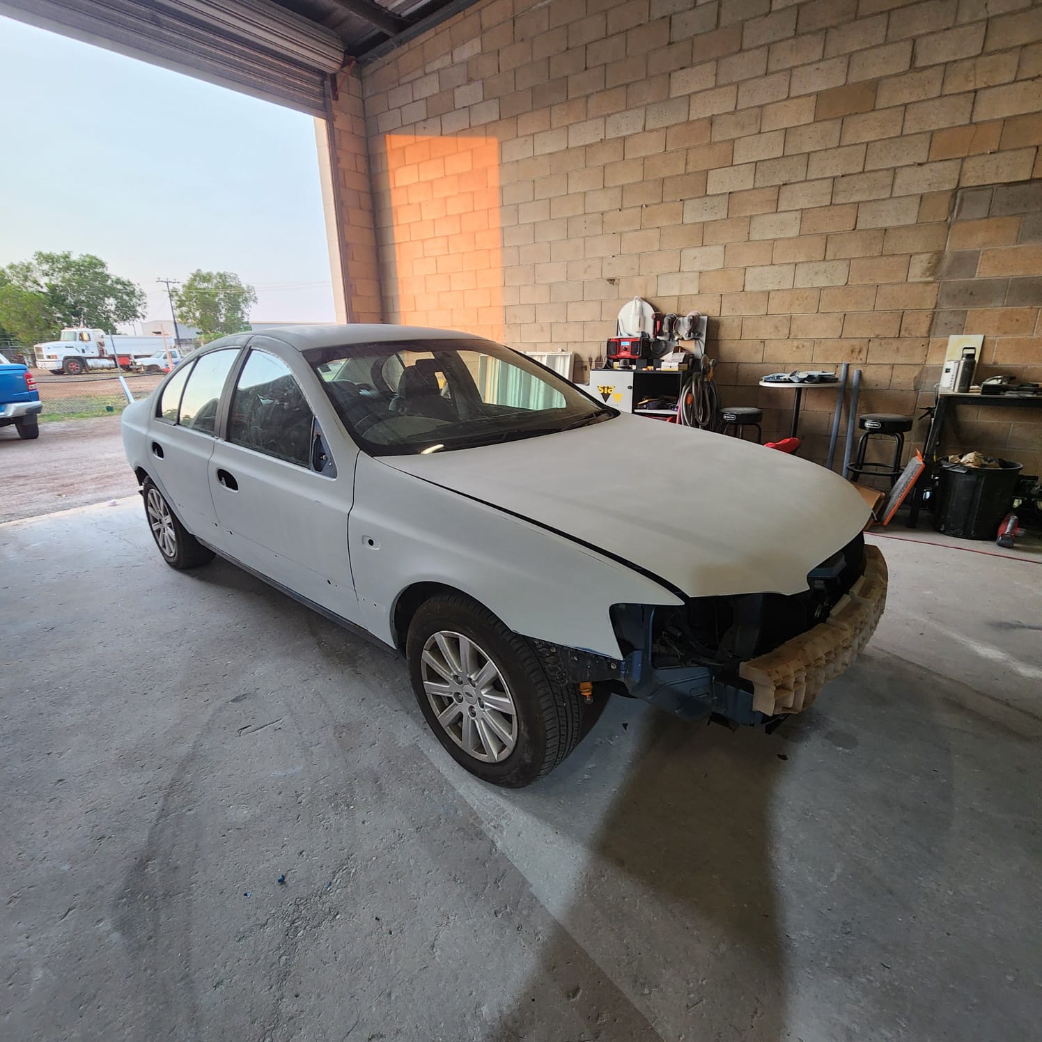 spray painting falcon ford