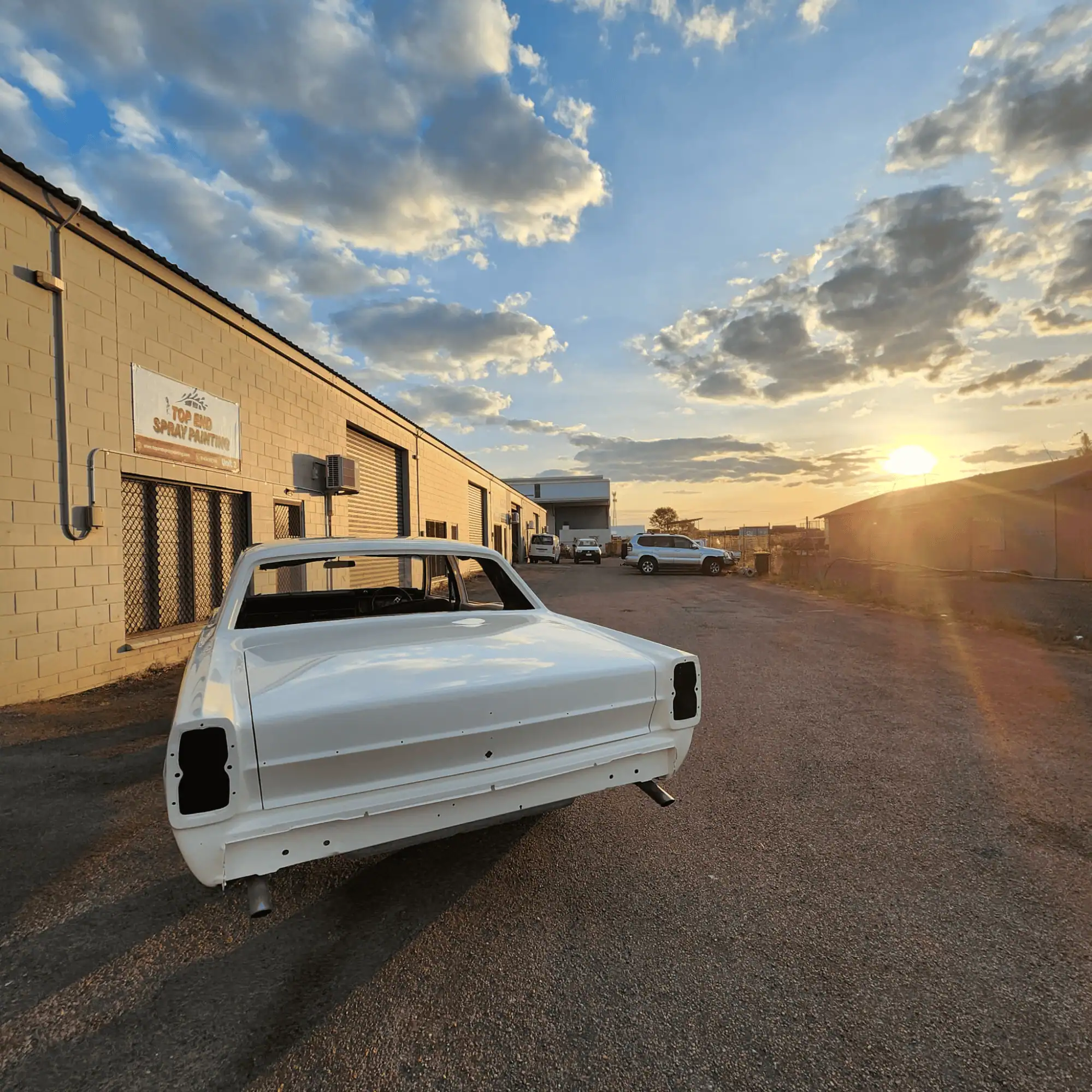 Excellent Spraypainting on Ford Falcon
