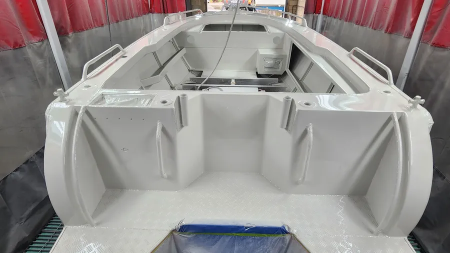 Aluminium boat fully restored and resprayed by Top End Spray Painting Darwin